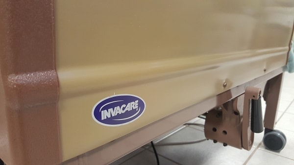 Semi Electric Hospital Bed Packg Dual Motor 350 Lb Cap in Houston TX by Invacare — photo 5 of 6