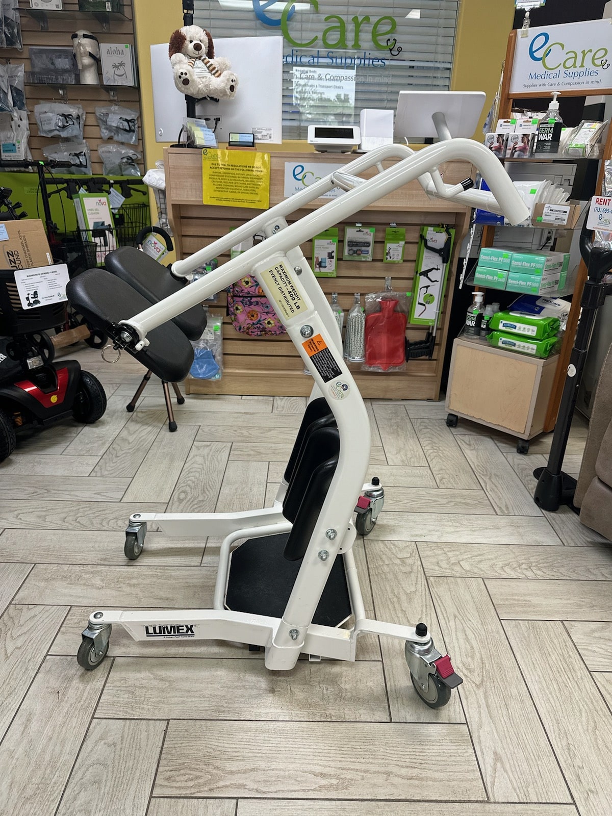 Manual Stand Aid and Standing Transporter 400 Lb Cap Serving La Porte TX by Lumex — photo 5 of 6 Manual Stand Aid and Standing Transporter 400 Lb Cap Serving La Porte TX by Lumex — photo 5 of 6